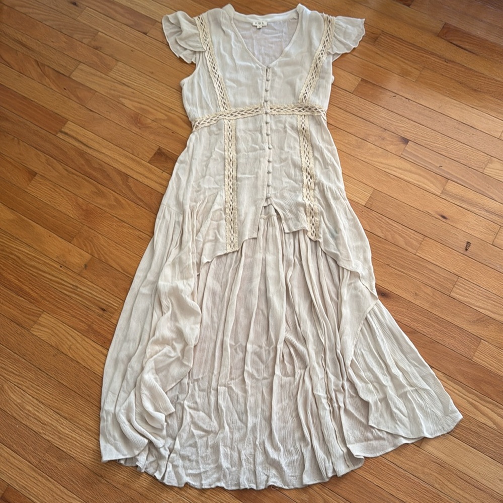 POL Women's Cream Flutter Sleeve cream midi top